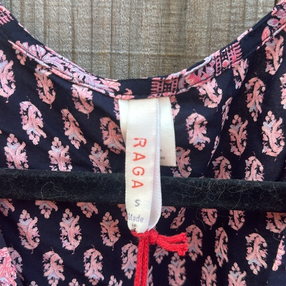 NWT RAGA Avah Floral Wrap Mini Dress In Size Medium - Picture 4 of 5